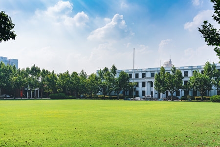 2019-2021年对外经济贸易大学就业质量波动分析