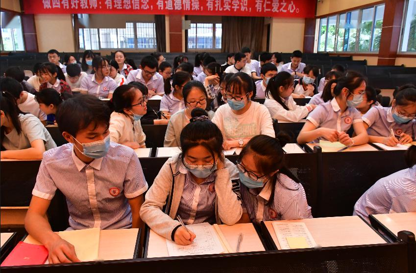 慌了！高三成绩5月定型？哪次模考更接近高考？